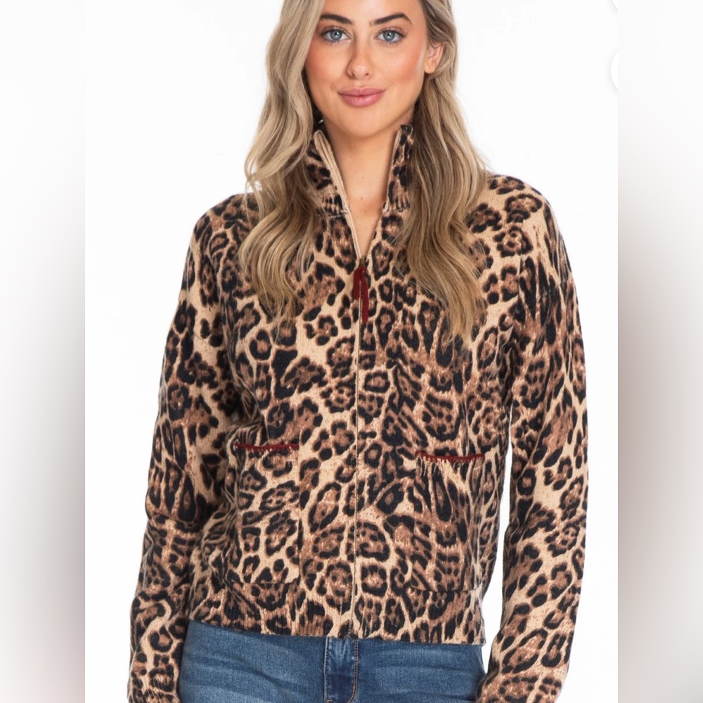 Tru luxe animal print sweater